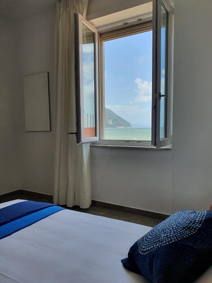 Deviveschi Guest House Castellammare di Stabia Buitenkant foto