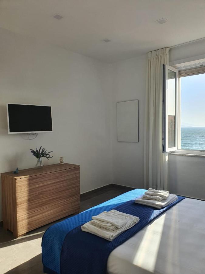 Deviveschi Guest House Castellammare di Stabia Buitenkant foto